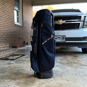 Brand New Peter Millar carry bag. Navy Blue.